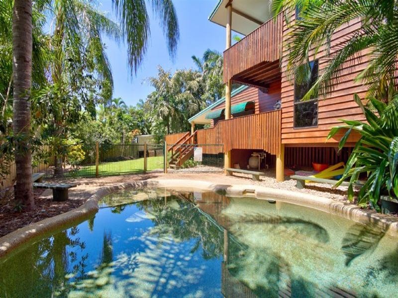 Trinity Beach QLD 4879