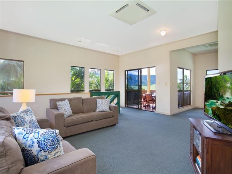 Trinity Beach QLD 4879