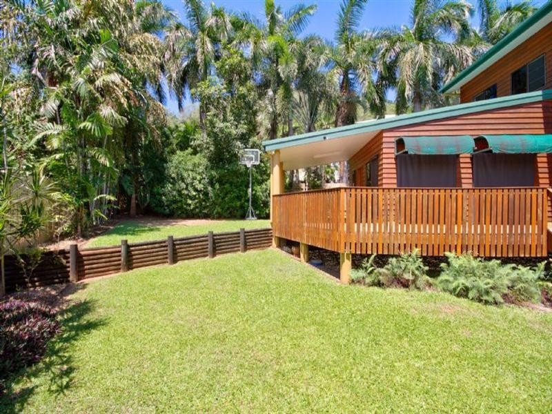 Trinity Beach QLD 4879