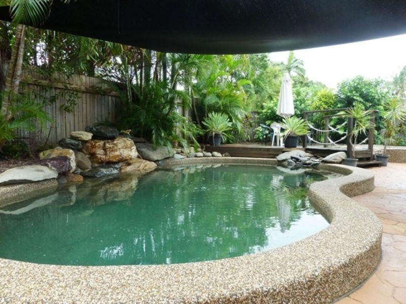 Trinity Beach QLD 4879