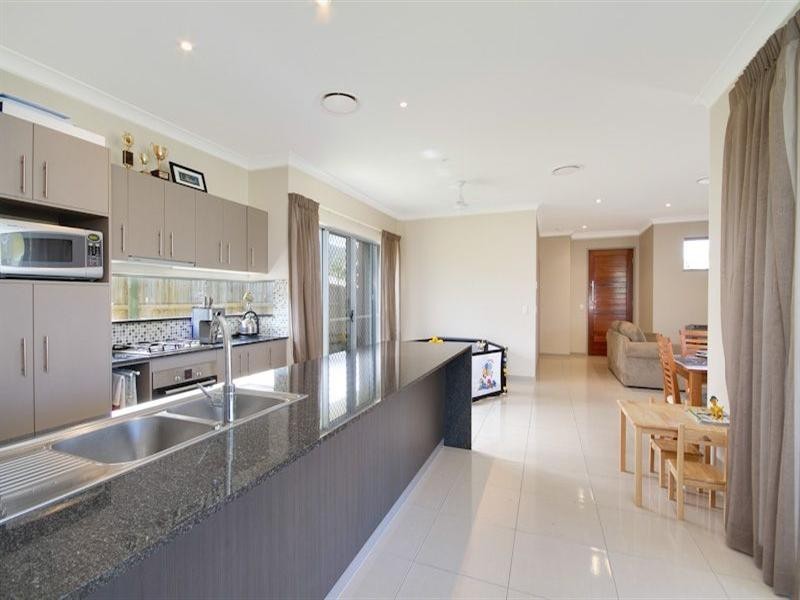 Kewarra Beach QLD 4879