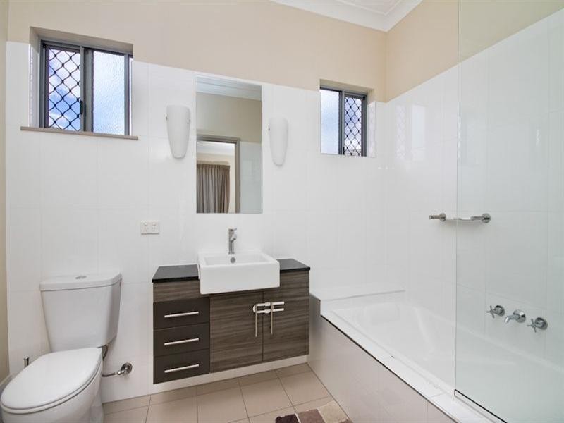 Kewarra Beach QLD 4879