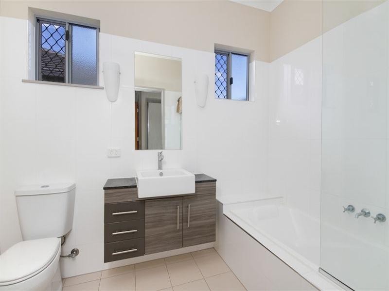 Kewarra Beach QLD 4879