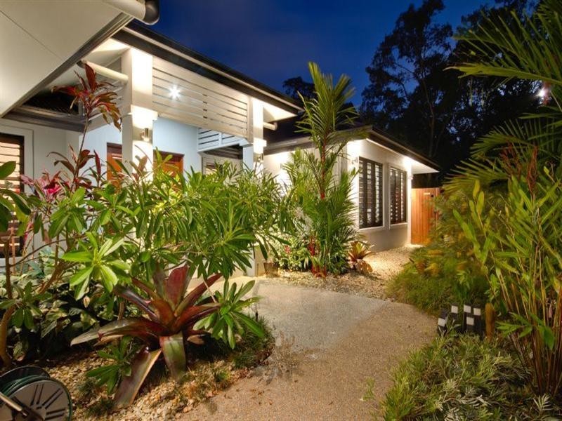 Clifton Beach QLD 4879