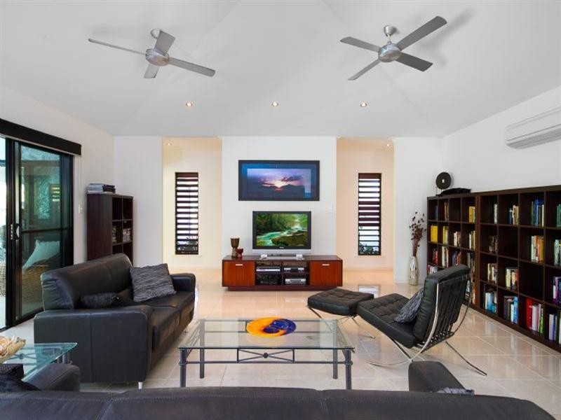 Clifton Beach QLD 4879