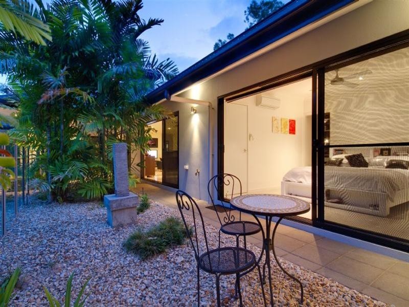 Clifton Beach QLD 4879