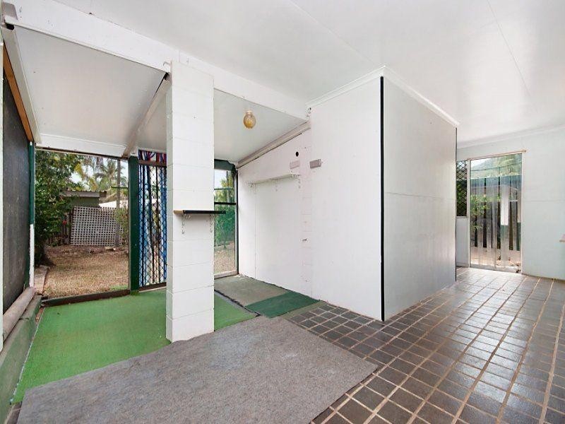 38 Valmadre Street, Caravonica QLD 4878