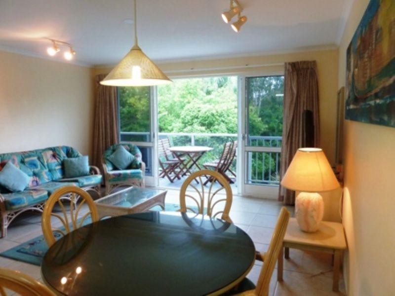 224 Coral Coast Drive, Palm Cove QLD 4879