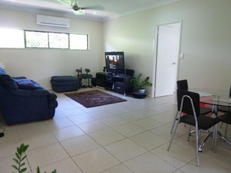 5 Corinda Close, Trinity Beach QLD 4879