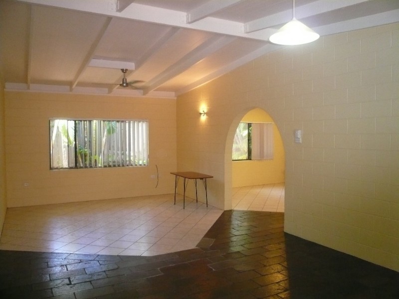 Trinity Beach QLD 4879