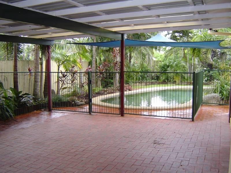 9 Butland Street, Brinsmead QLD 4870