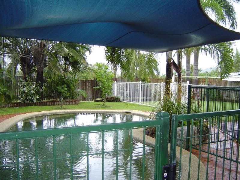 9 Butland Street, Brinsmead QLD 4870