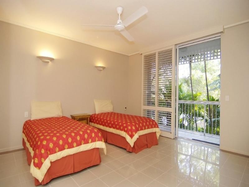 Clifton Beach QLD 4879