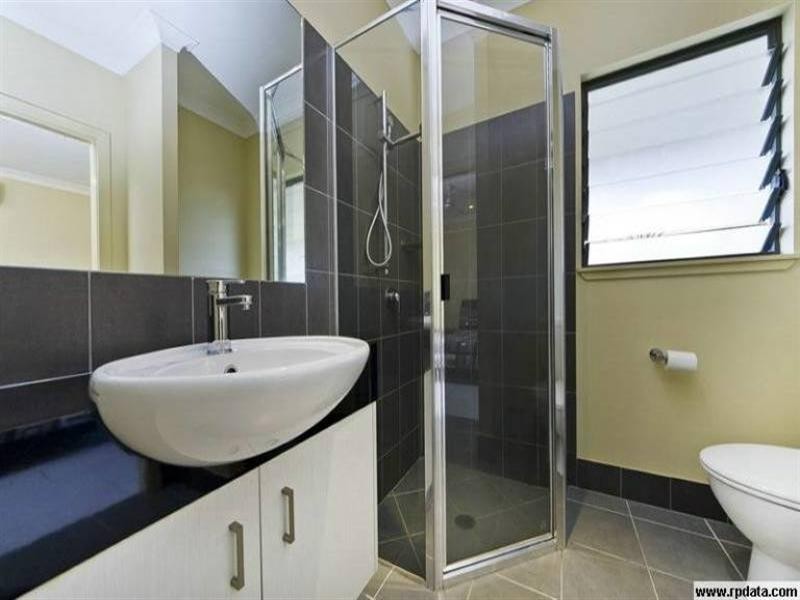 140 Roberts Drive, Trinity Beach QLD 4879