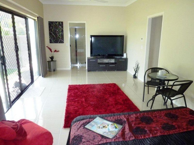 85 Roberts Drive, Trinity Beach QLD 4879