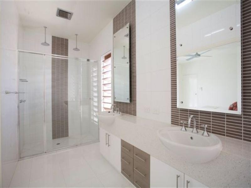 Trinity Beach QLD 4879