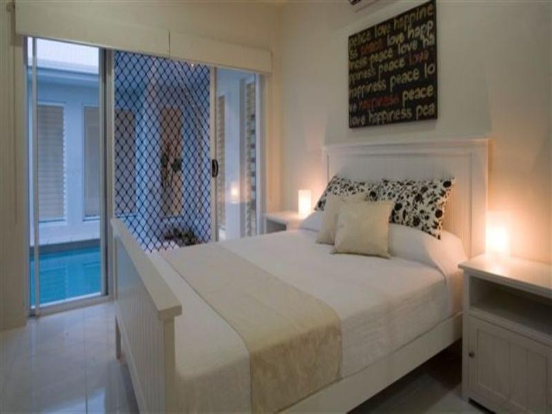 Trinity Beach QLD 4879