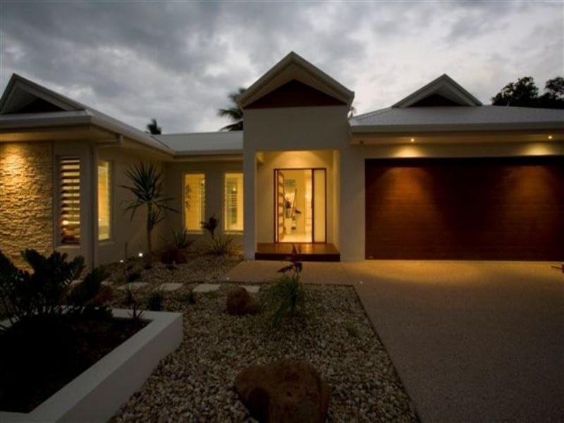 Trinity Beach QLD 4879