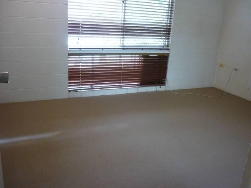 4 Satinash Close, Redlynch QLD 4870