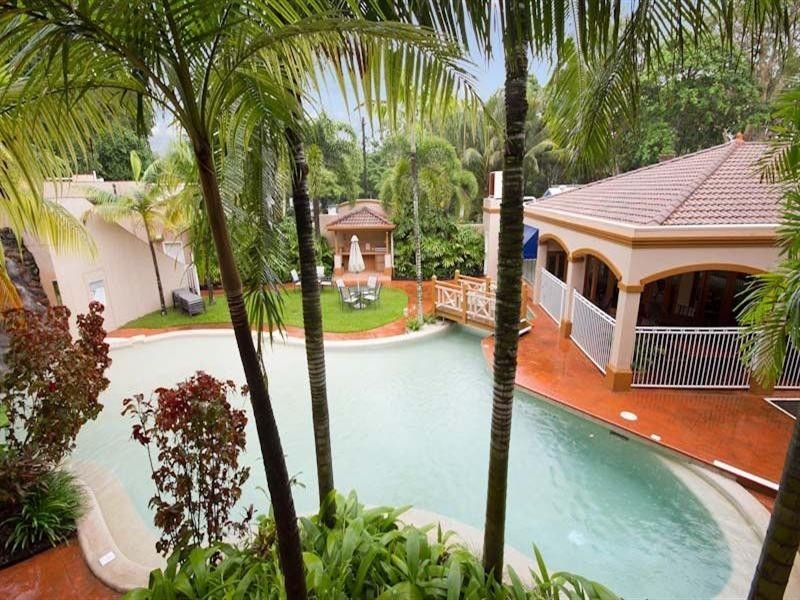 16/139 Williams Esplanade, Palm Cove QLD 4879