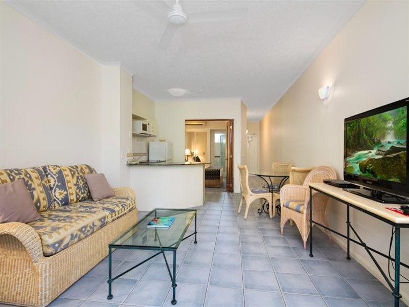 16/139 Williams Esplanade, Palm Cove QLD 4879