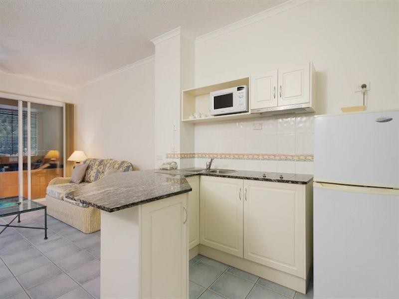 16/139 Williams Esplanade, Palm Cove QLD 4879