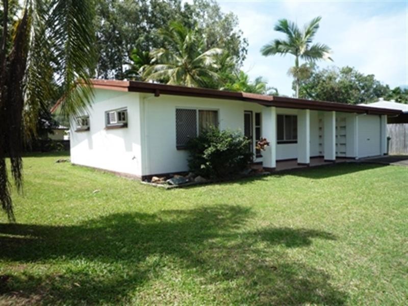 11 Corinda Close, Trinity Beach QLD 4879