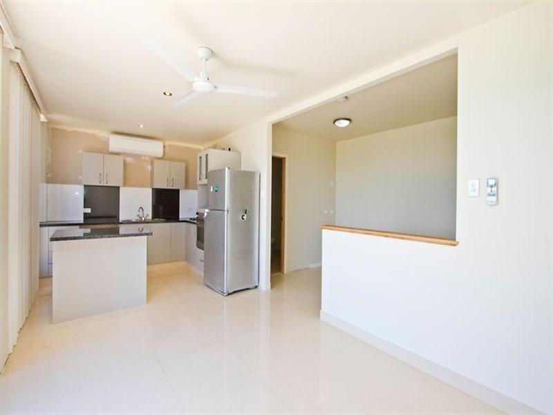 18 Savannah Street, Palm Cove QLD 4879