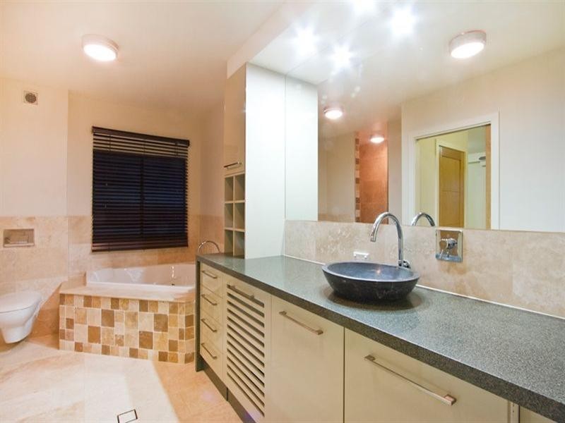 18 Savannah Street, Palm Cove QLD 4879