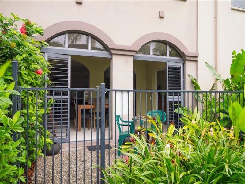 50/81-85 Cedar Road, Palm Cove QLD 4879