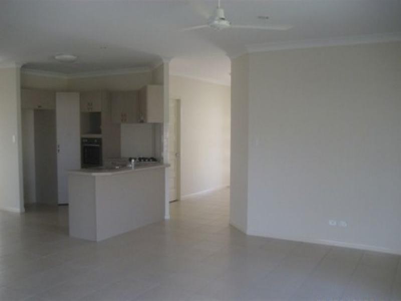 7 Bowline Close, Trinity Beach QLD 4879