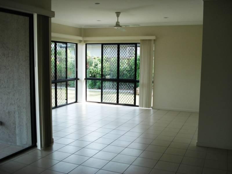 28 Mojeeba Way, Trinity Park QLD 4879