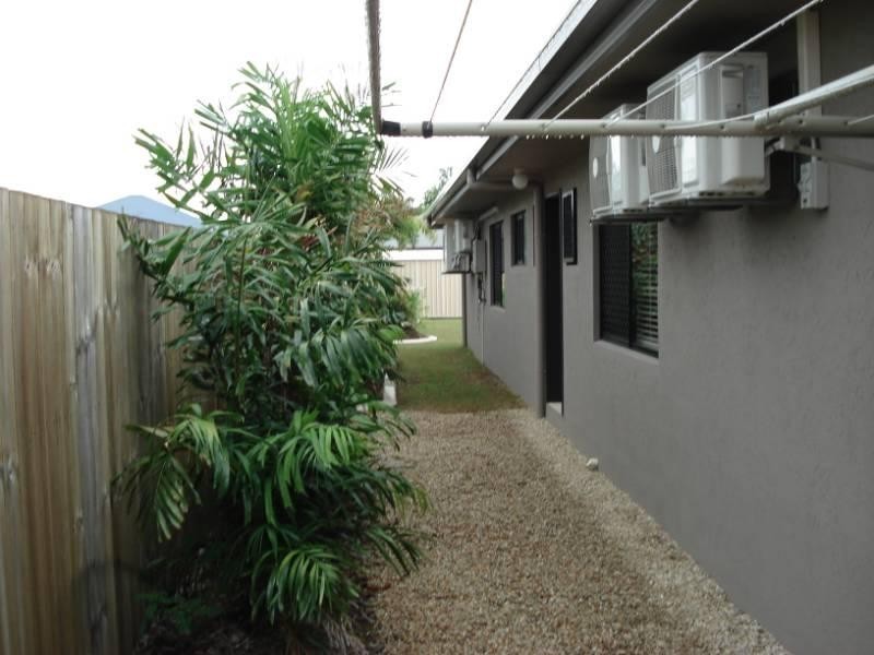 28 Mojeeba Way, Trinity Park QLD 4879