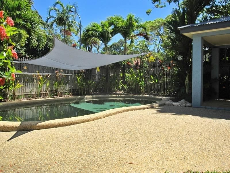 Trinity Beach QLD 4879