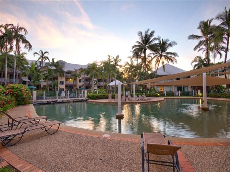 Trinity Beach QLD 4879