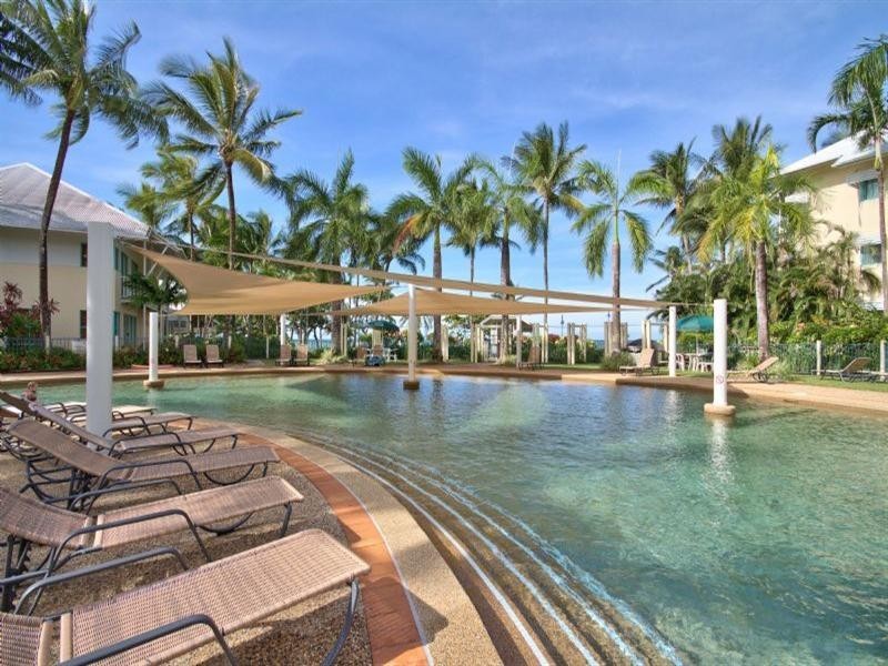 Trinity Beach QLD 4879