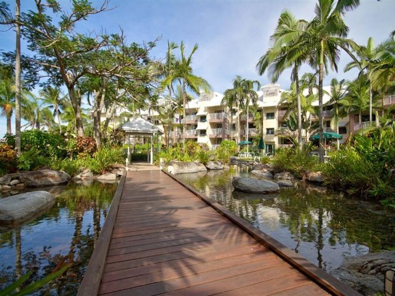 Trinity Beach QLD 4879