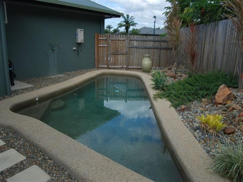 20 Palmetto Street, Palm Cove QLD 4879
