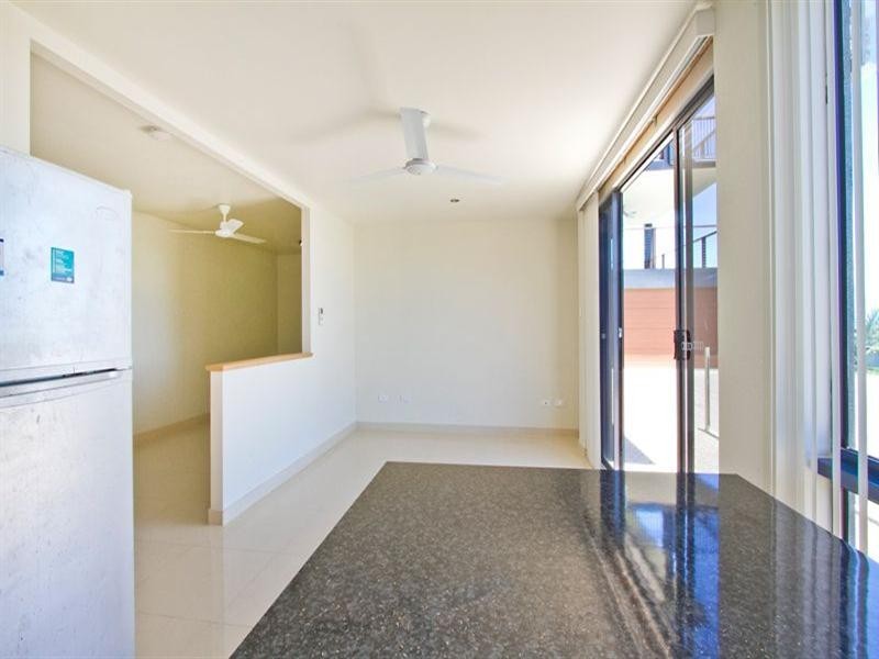 18 Savannah Street (Studio Apartment), Palm Cove QLD 4879