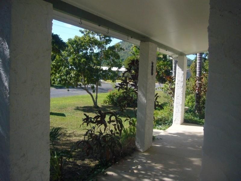 Trinity Beach QLD 4879