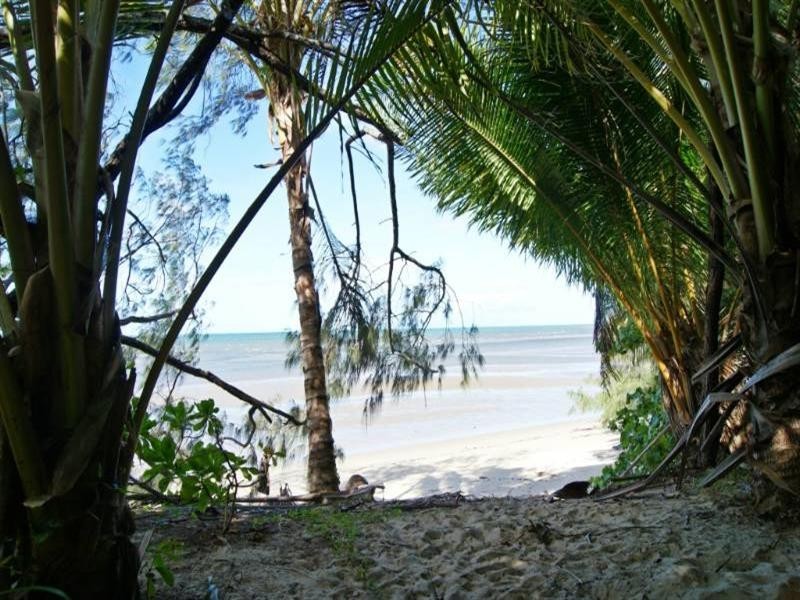 Port Douglas QLD 4877