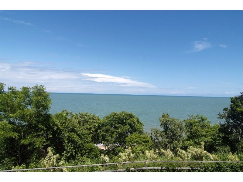Trinity Beach QLD 4879