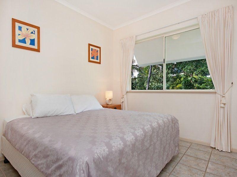 Trinity Beach QLD 4879