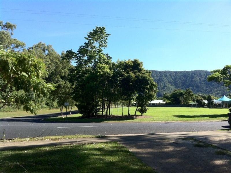 Kewarra Beach QLD 4879