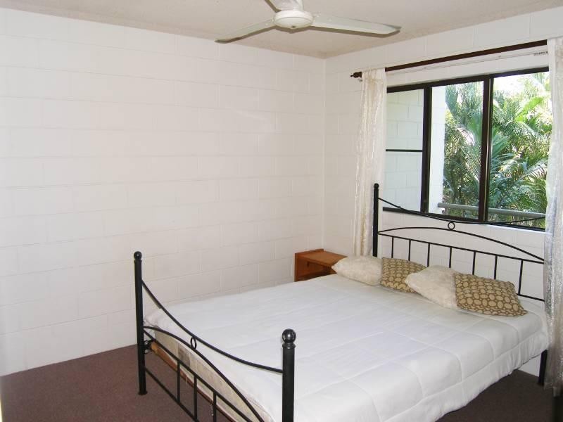 10/63 Moore Street, Trinity Beach QLD 4879