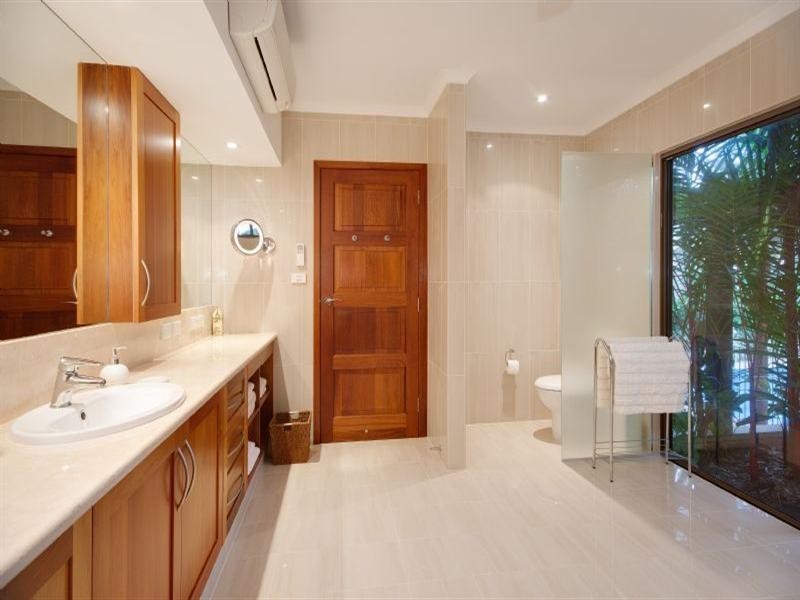 Clifton Beach QLD 4879