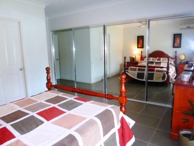 16 Retreat Close, Palm Cove QLD 4879