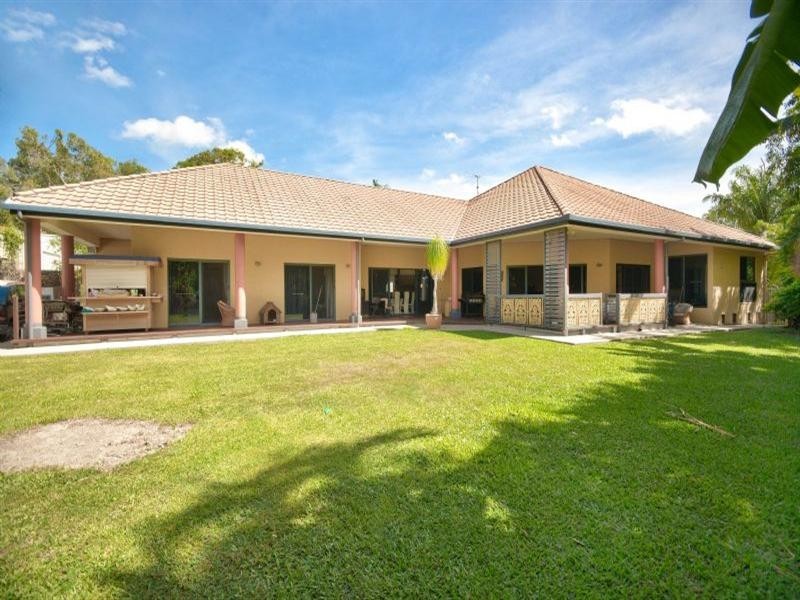 Clifton Beach QLD 4879