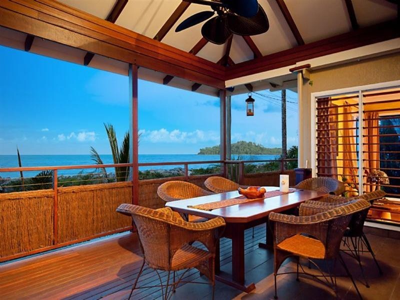 Clifton Beach QLD 4879