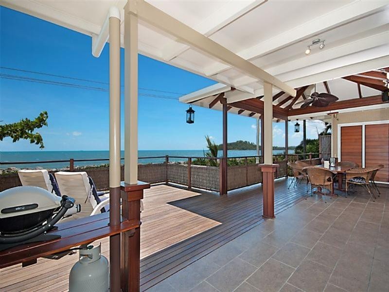 Clifton Beach QLD 4879